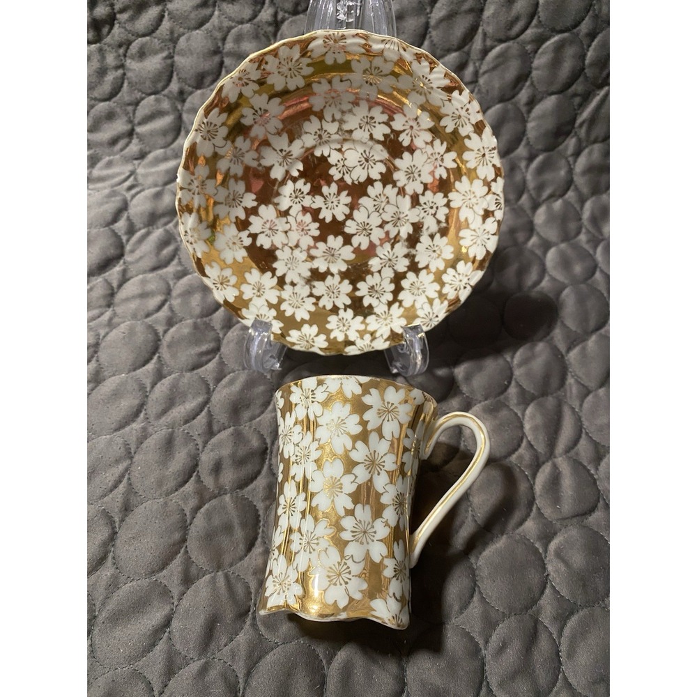 VNTG c1940's Cherry Blossom Porcelain Demitasse Tea/Coffee cup Saucer Gold Gilt